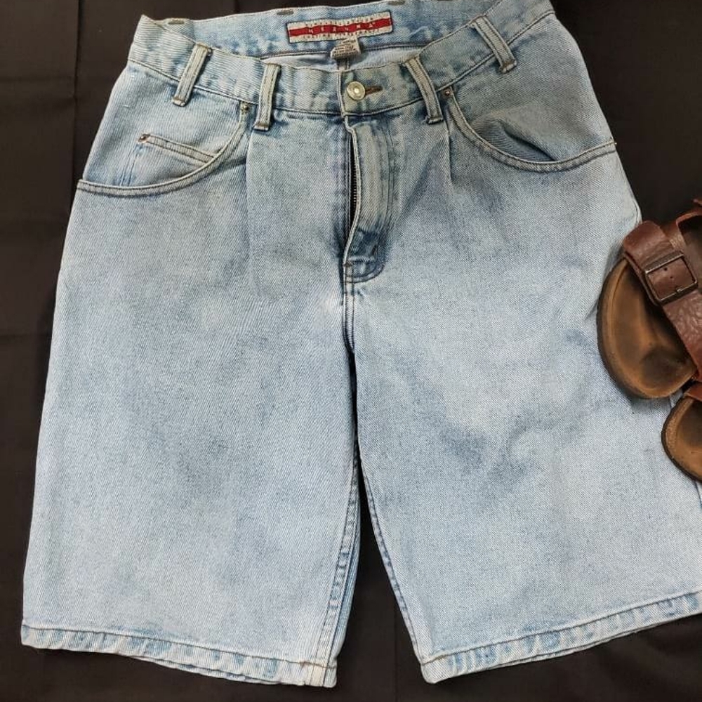 Vintage high waisted shorts